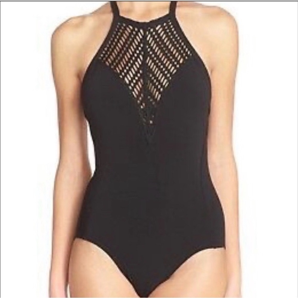 Robin Piccone Sophia High-Neck Crochet One Piece Swimsuit Black size XS/S